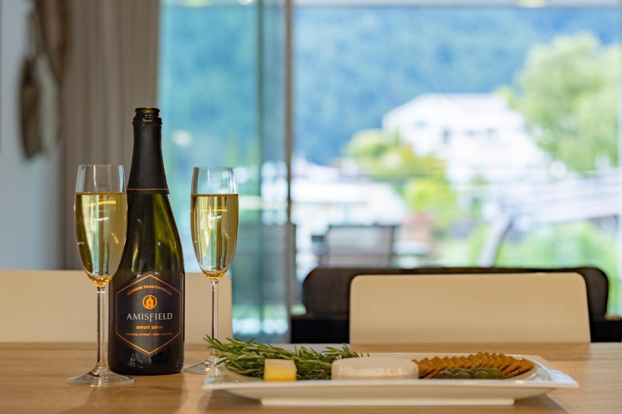 Apartament Stylish Haven Luxury Interiors In Prime Location Queenstown Zewnętrze zdjęcie