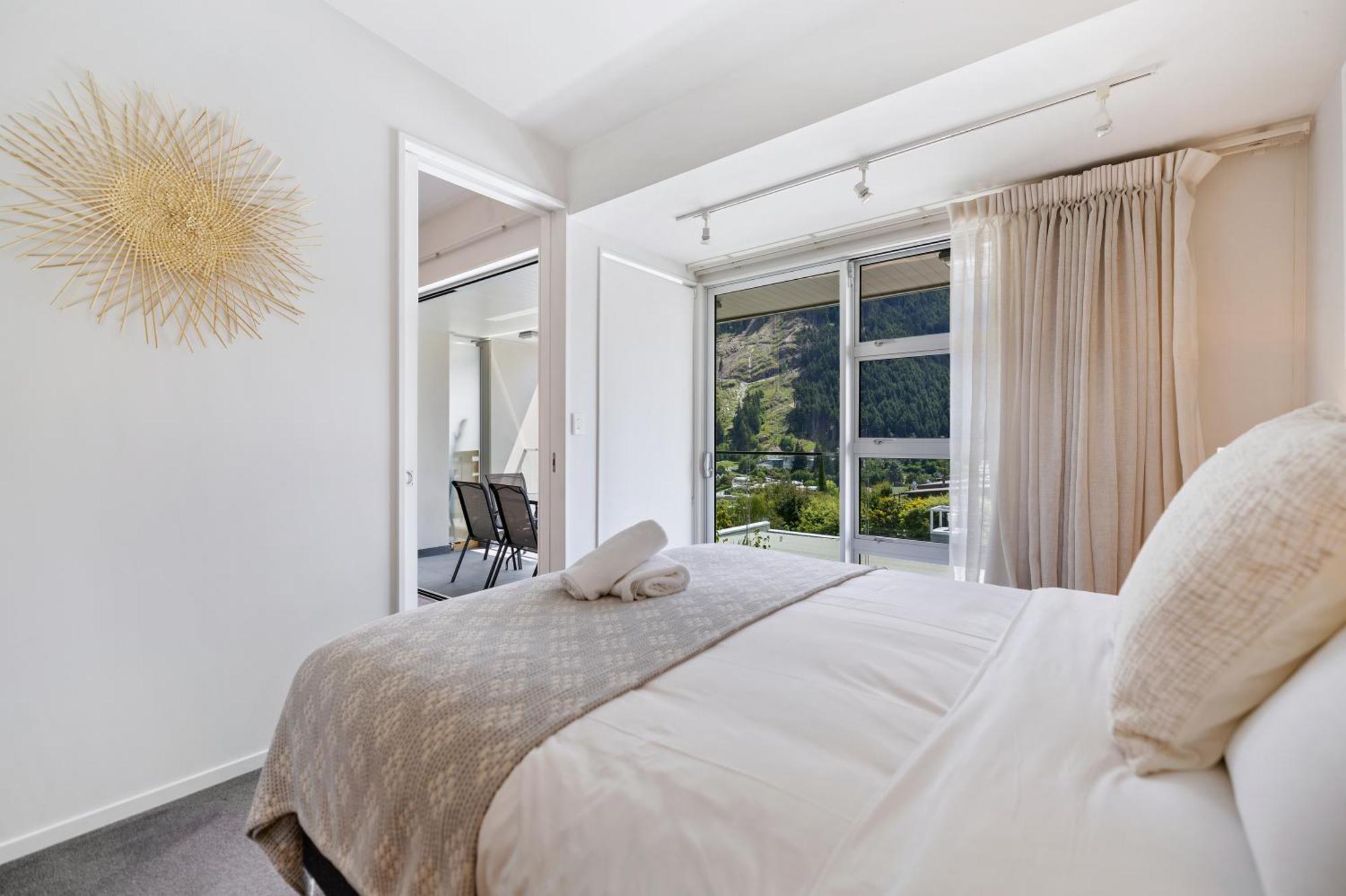 Apartament Stylish Haven Luxury Interiors In Prime Location Queenstown Zewnętrze zdjęcie